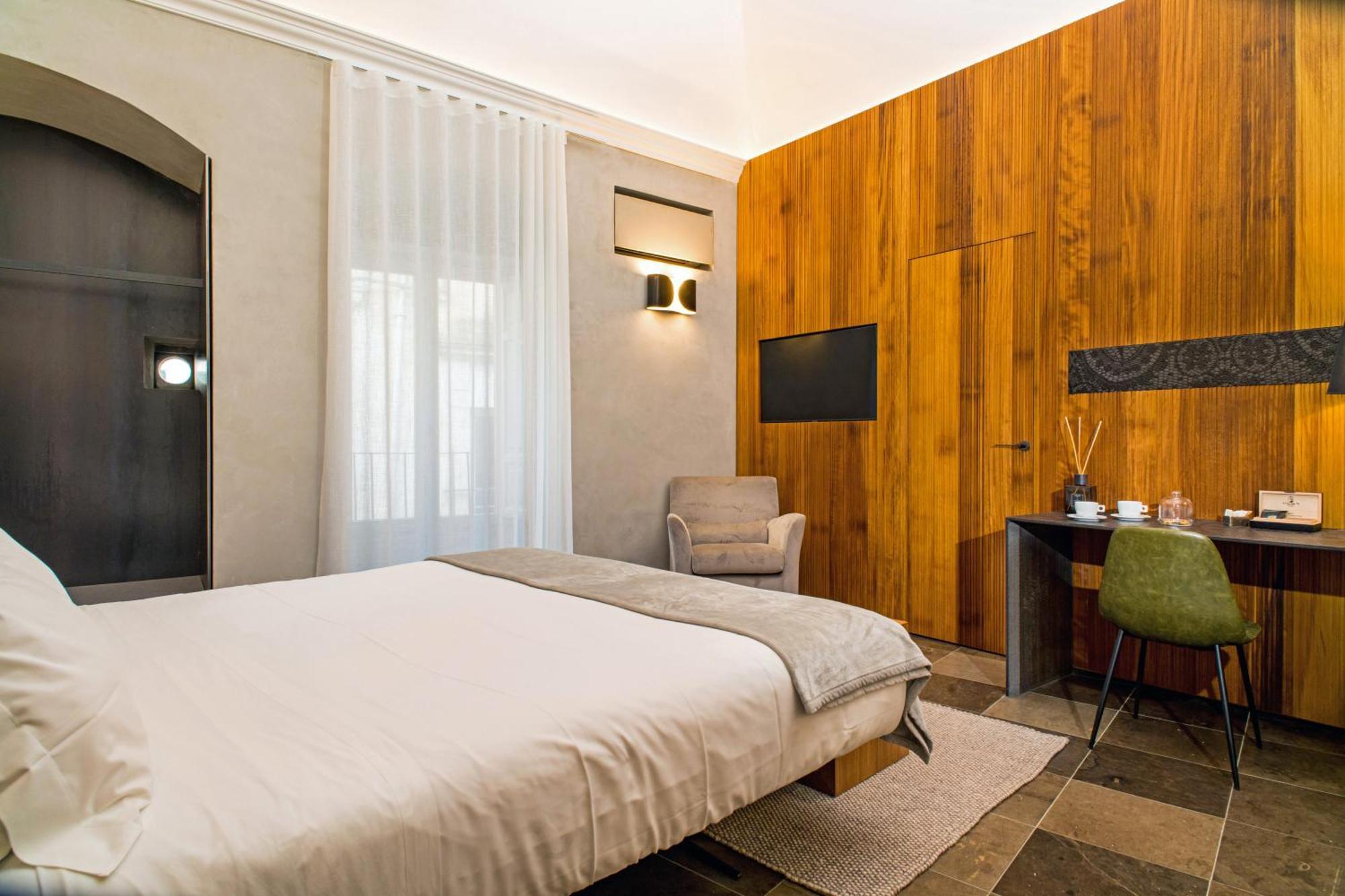 Standard Double Room,1739369291:JPEG